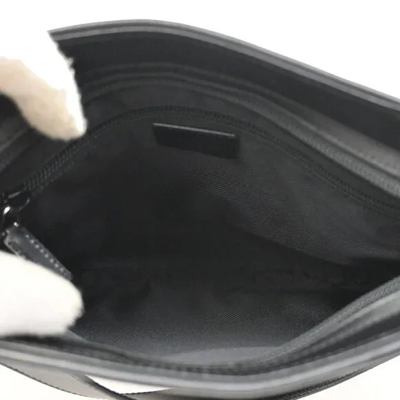 GUCCI Logo GG Pattern Shoulder Bag Canvas Leather Black SHW Italy 36KB680 - Picture 8 of 13